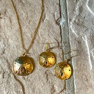 Gold Sand Dollar Jewelry Set
